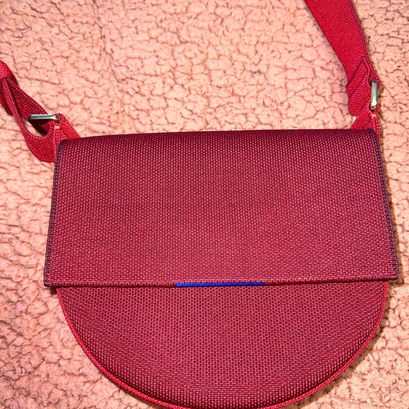 Rothy’s Saddlebag - Picture 2 of 11